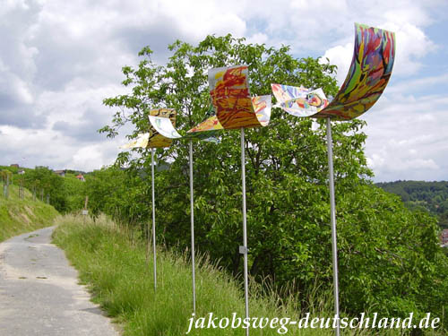 Der Kunstweg »Wein-Kunst & Stein« am Blütenweg bei Bensheim-Zell